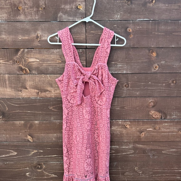 Foxiedox Pink Lace Dress Size Small - Picture 2 of 9